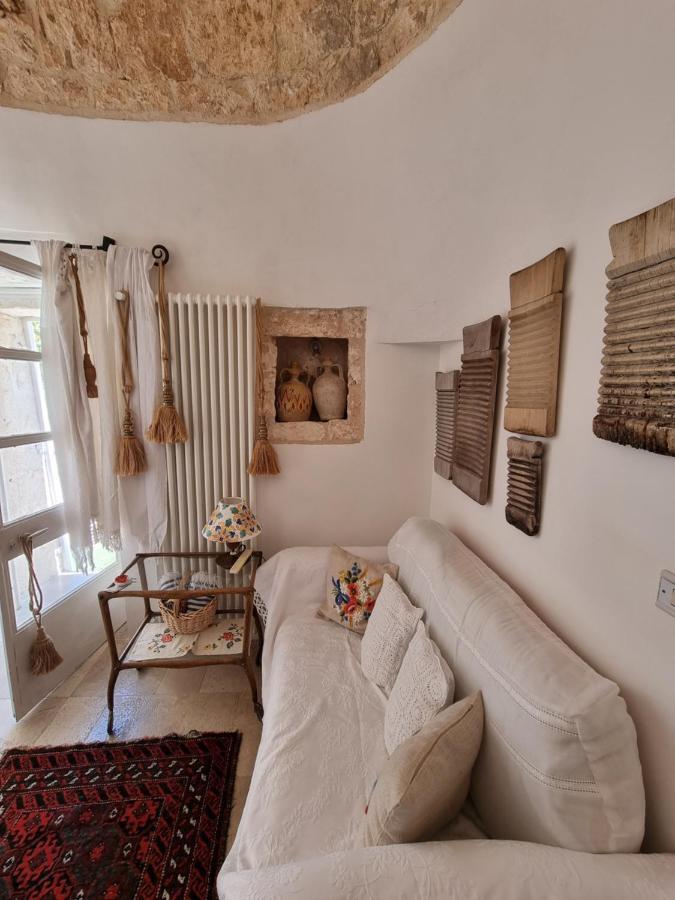 Trulli Del Carmine Bed and breakfast *